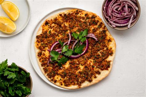 Homemade Turkish Lahmacun Cheeseless Pizza Recipe