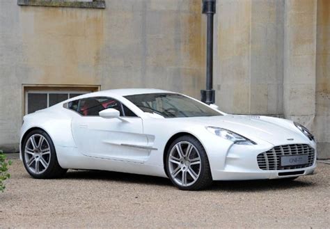 Aston Martin One 77 Outstanding Performance In A Luxurious Hypercar