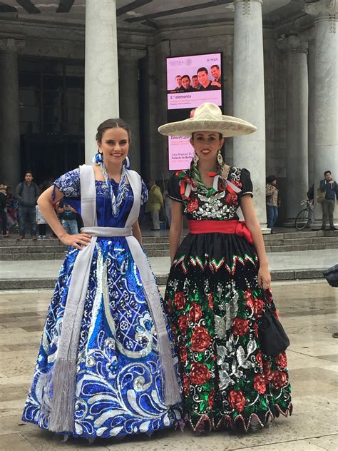 Vestidos Tradiciones De México Vestidos Tipicos De Mexico Vestidos