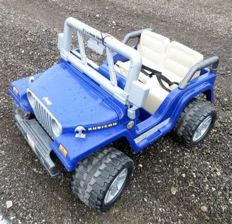 Power Wheels Kids Ride On Jeep Rubicon With Charger Albrecht Auction