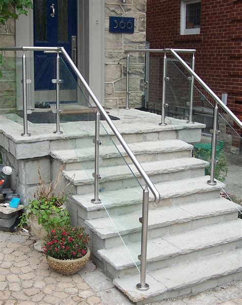 20 Outdoor Stair Railing Ideas Homyhomee Outdoor Stair Railing