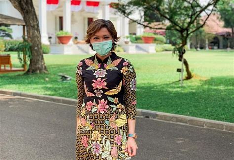 Gaya ootd citra kirana yang mantap berhijab, cantik dan. Inspirasi OOTD 4 Selebriti saat Pakai Masker, Kece Banget ...
