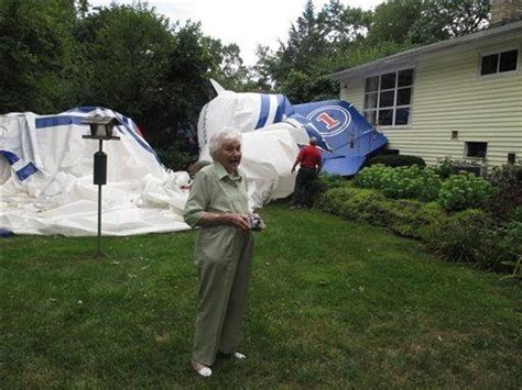 Kathryns Report Ohio Woman 94 Wakes Up To Find Runaway Blimp Crash