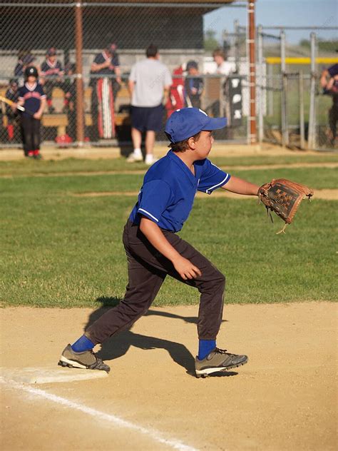 Little League Baseball First Baseman Youth Competition Game Photo