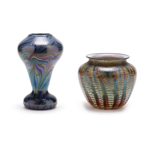 Orient And Flume Two Art Glass Vases Lot 421 The New Year S Estate Auctionjan 6 2022 10 00am