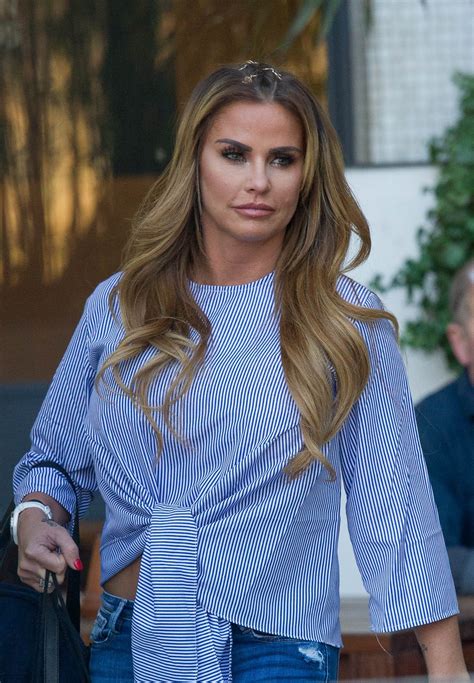Who is katie price dating? Katie Price flashes new white teeth in sweet clip with ...