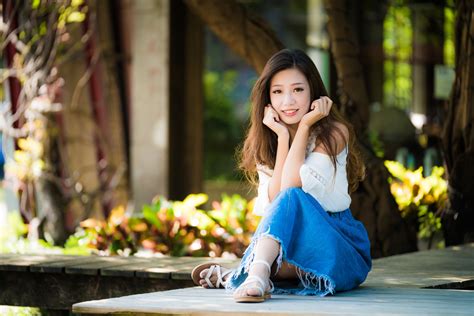 881629 4k Asian Bokeh Brown Haired Hands Dress Sitting Rare Gallery Hd Wallpapers