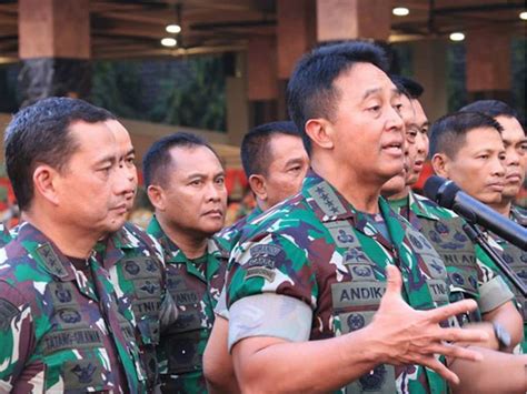 Dikutip dari harian kompas, 14 juli 2018, jenderal andika perkasa merupakan lulusan akademi militer angkatan 1987. Foto: Sosok dan Perjalanan Karier Andika Perkasa | Tagar
