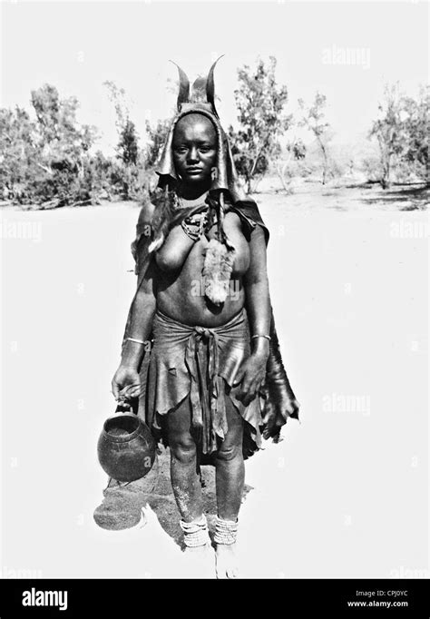 Herero Traditional Dress Black And White Stock Photos And Images Alamy