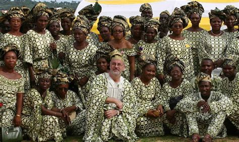 Nigerias Tradition Of Matching Outfits At Events Has A Downside