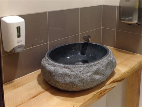 Lavabi in pietra da bagno e cucina. Lavabo in pietra anche per interni - EuroPietre Cuneo
