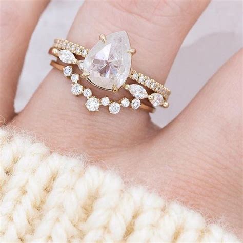 34 Unique Engagement Rings Brides Are Pinning Like Crazy Brit Co
