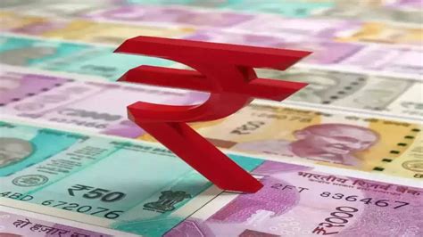 Rupee Falls 39 Paise To Fresh Lifetime Low Of 82 69 Against US Dollar