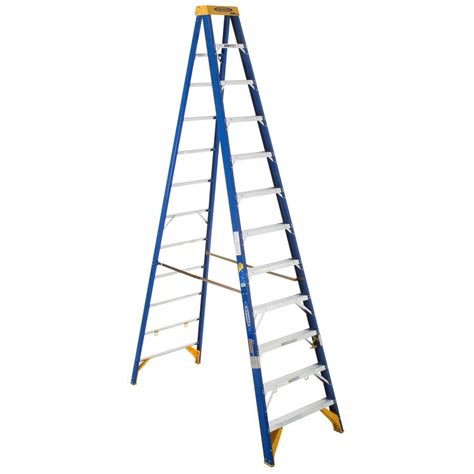 Werner 12 Ft Fiberglass Type 1aa 375 Lbs Capacity Step Ladder At