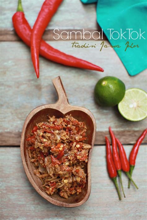 Cuma istimewanya bila tok pah yang masak, takan sama dengan yang lain pun. masam manis: Sambal tok tok benar-benar membuka selera..
