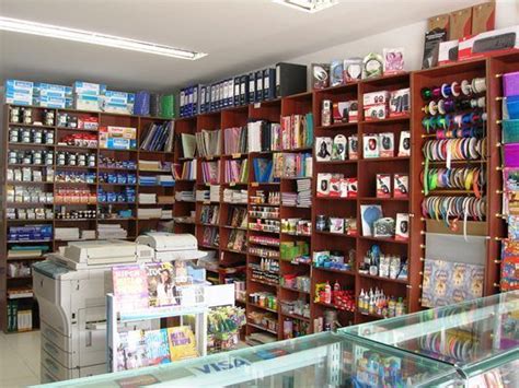Papel decoracion, papeles especiales para la decoración, el escaparatismo, encuadernacion en papelerias especializadas de tu ciudad, como la r. Resultado de imagen para idea de decoracion para ...