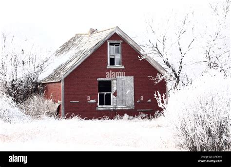 Old Abandoned Farm House In Winter Stock Photo Alamy