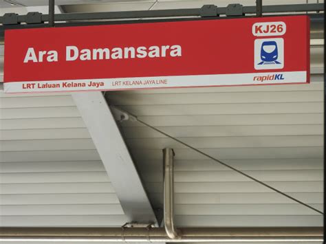 It was the former western terminus for passenger services on the line. プラサラナ・マレーシアKelana Jaya線の駅名標 - 駅名標あつめ。