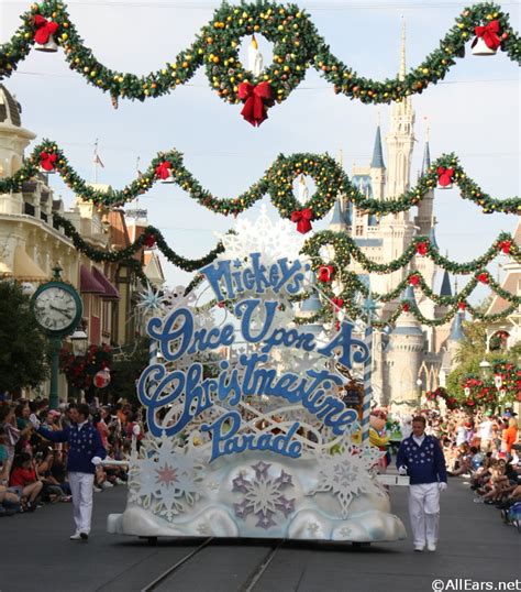 Mickey S Once Upon A Christmastime Parade Allears