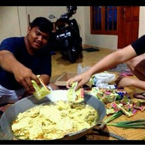 Hahay, emang ya sekarang ini orang butuh lebih banyak hiburan. Terbaru 11+ Makanan Tanggal Tua Lucu