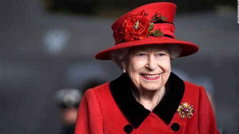 Queen Elizabeth Visits Uks Largest Warship As It Set Sails For South