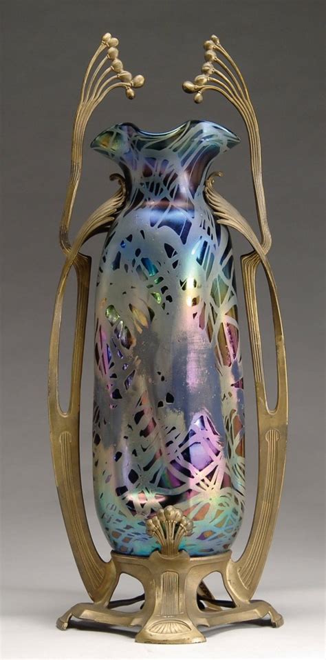 42 Gorgeous Pieces Of Art Glass To Appreciate Декоративные изделия из стекла Произведения