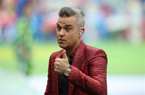 What Gesture Did Robbie Williams Do During World Cup Performance