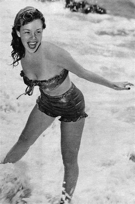 Pin By Alli Moore On Vintage Photography Vintage Beach Photos Vintage Beach Vintage Swimwear