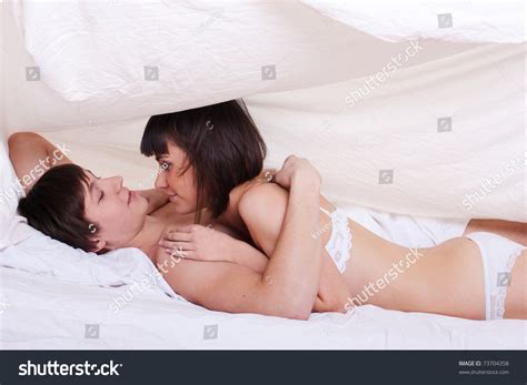 Hot Make Love On Beds Hot Girl Hd Wallpaper