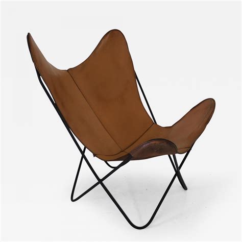 The hardoy butterfly chair outdoor comes with a brushed, at four intersections welded frame of * design: Jorge Ferrari-Hardoy - Hardoy Leather Butterfly Chair