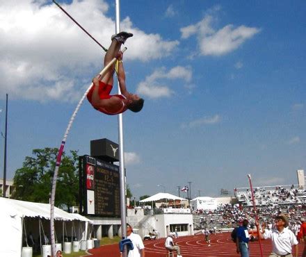 Record du monde masculin premiers records. Imagier : L'athletisme