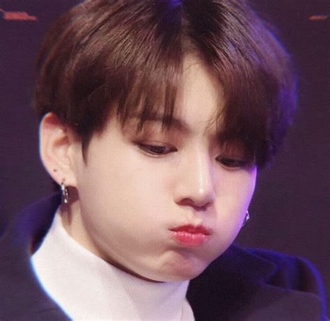 We discuss the ideas and life of swiss psychiatrist carl jung (pronounced yoong), and all things jungian. Jungkook cute image by 𝐍𝐄𝐒𝐀 on GGUKIE!⁺ ༘♡ | Jeon jungkook ...
