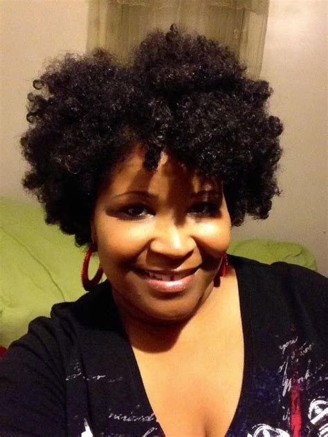 16 Glamorous Black Curly Hairstyles - Pretty Designs