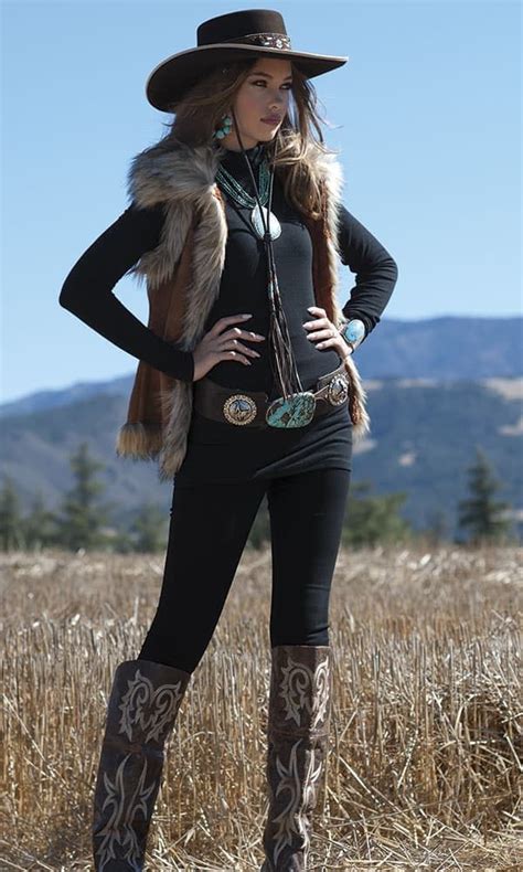 Cowgirl Winter Fashion Refugio Road Cowgirl Magazine Cowgirl Style