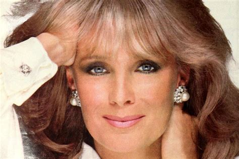 Actress Linda Evans Showed Off Her Ultress Hair Color In The 80s Click Americana