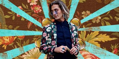 Sono bastati un paio di secondi dello show, durante la rimonta. Cantante dei Maneskin: di nome Damiano di fatto coatto