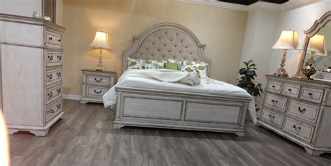 A wide variety of versailles bedroom furniture options are available to you, such as general use, design style, and material. Versailles Bedroom Collection | Bedroom collection, Oak ...