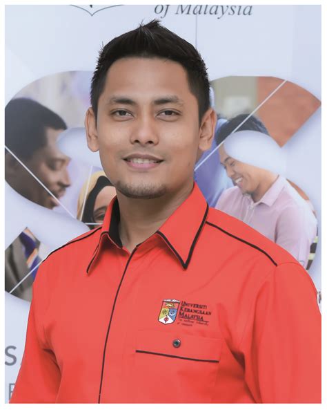 Pendampingan dan pembekalan usaha dhuafa sampai menjadi mandiri & sejahtera melalui beberapa tahapan terkait penguasaan produk, penentuan harga, quality control, kemasan serta promosi, membuat laporan. Staffs | Fakulti Sains Sosial dan Kemanusiaan