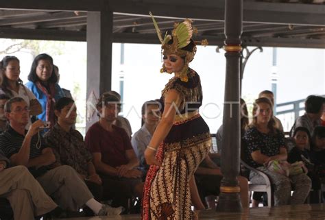 Tari Klasik Kraton Yogyakarta Antara Foto