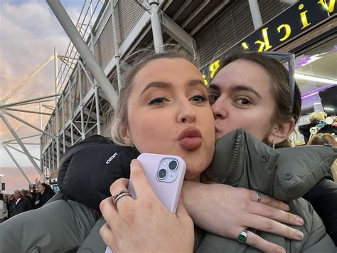 Ellie On Twitter Took Her To Her First Football Match And She Fell In Love With Niamh Charles