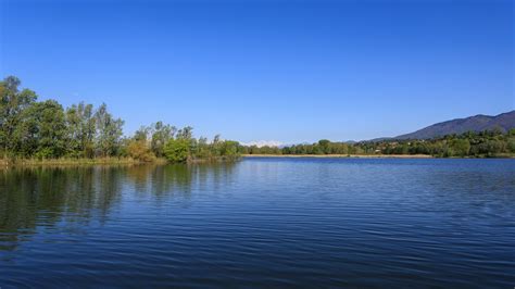 Casa in zona lago di monate cadrezzate (varese). Lago Varese, Cattaneo: scelto logo Accordo quadro sviluppo ...