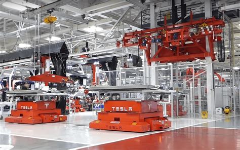 New Footage Of The Tesla Model X Assembly Line In Fremont Factory [gallery And Video] Electrek