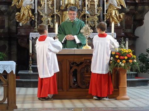 You won't be disappointed for you can't help but notice the tall towers of the st. Ministrantenaufnahme Opfenbach 2015 ...
