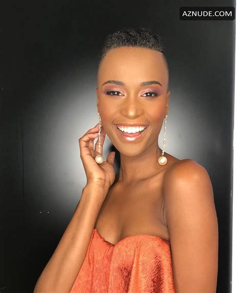 Zozibini Tunzi Crowned Winner Of The International Contest Miss