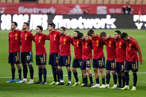 Slovakia pressed home their numerical advantage against neighbours poland to win. Spain Euro 2020 squad: Full 24-man team ahead of 2021 tournament - The Athletic