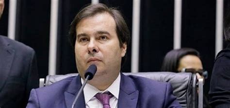 Rodrigo Maia diz que prioridade agora é resolver a situação fiscal do