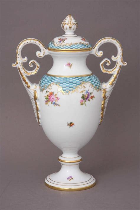 Fancy Vase Herend Canada