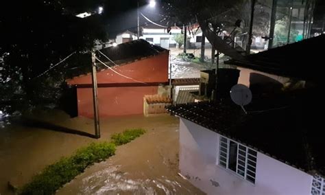 Após Tempestades Cidades Decretam Estado De Calamidade E Emergência No Sul De Minas • Rede