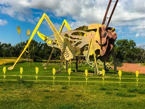 Top 25 Weird Roadside Attractions In The Usa Attractions Of America