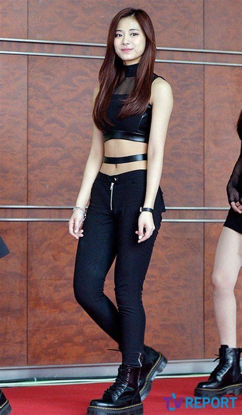 Here Are Photos Of TWICE Tzuyu S Goddess Proportions Koreaboo